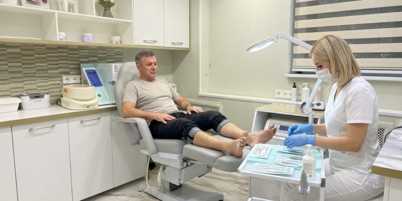 педикюр для мужчин. Подолог для мужчин. Подология на Таганской